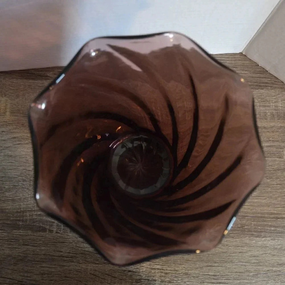 Vtg Hazel Atlas Amethyst  Glass Vase - Picture 4 of 4